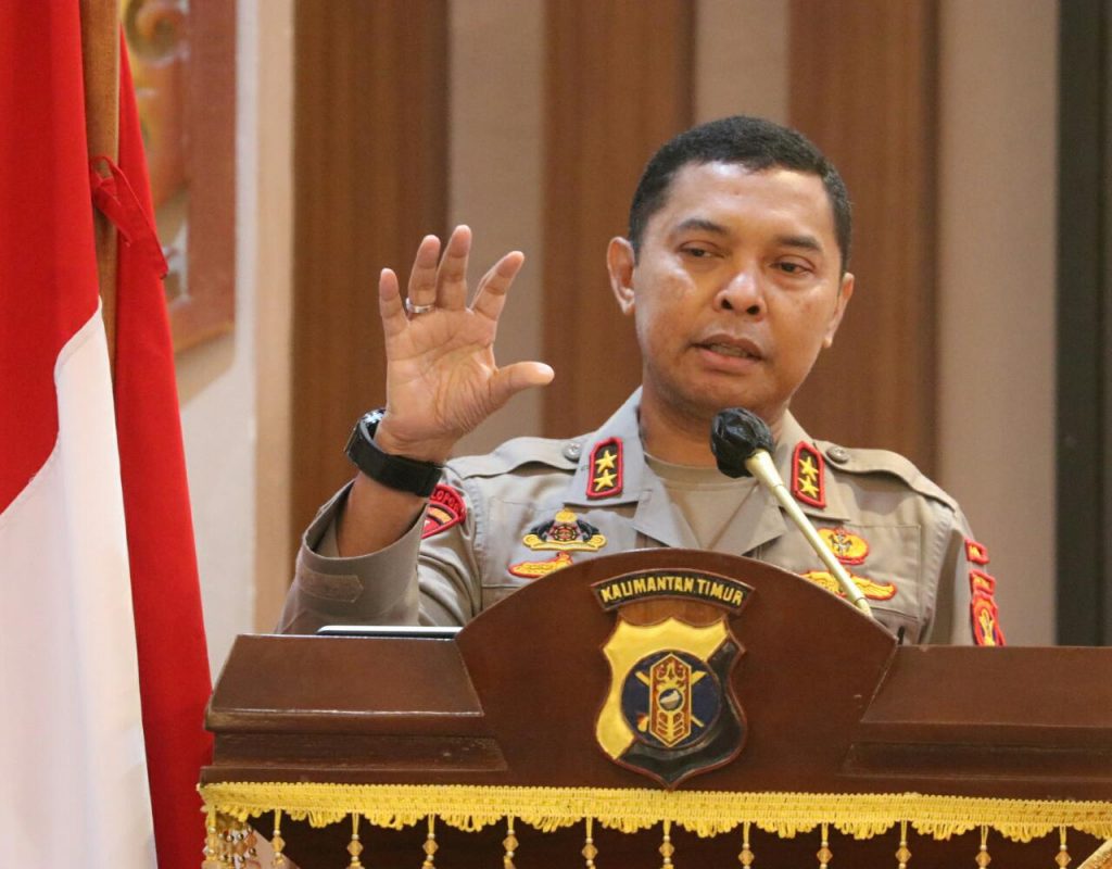Diskusi Penerapan Zero Tolerance, Kapolda Kaltim : Utamakan Patuh Berlalu Lintas WhatsApp Image 2021 04 08 at 14.20.47