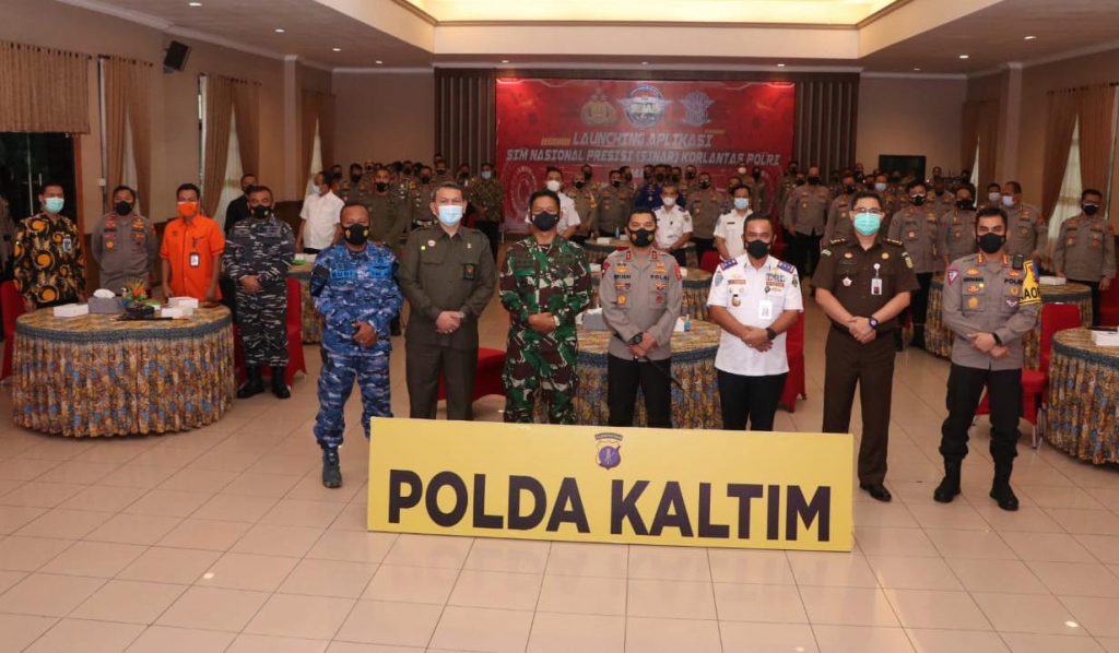 Polda Kaltim Siap Terapkan Aplikasi SIM Nasional Presisi WhatsApp Image 2021 04 13 at 19.26.03
