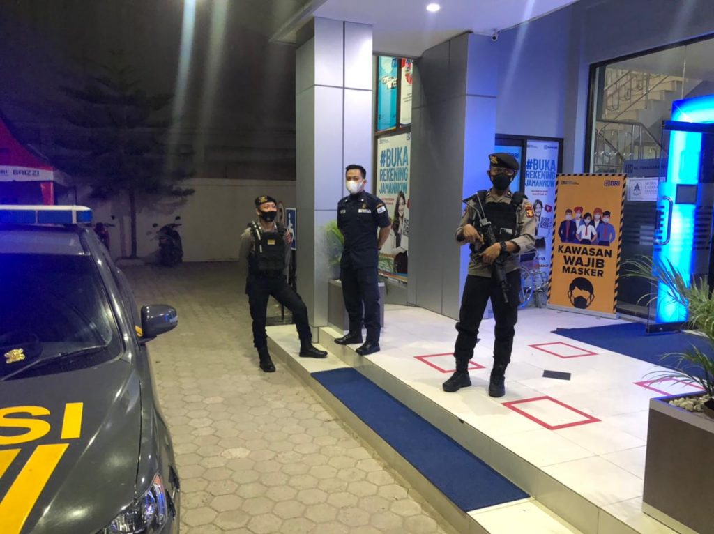 Jaga Kondusifitas, Polres Kukar Gencar Laksanakan Patroli dan Sampaikan Himbauan Prokes WhatsApp Image 2021 04 28 at 10.15.46 AM