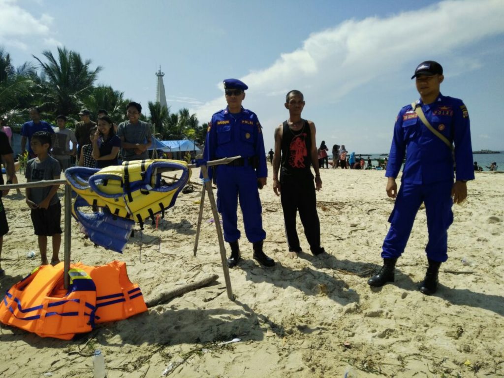 Hari Libur, Sat Polair Polres Bontang Laksanakan Pengamanan Obyek Wisata 1 11