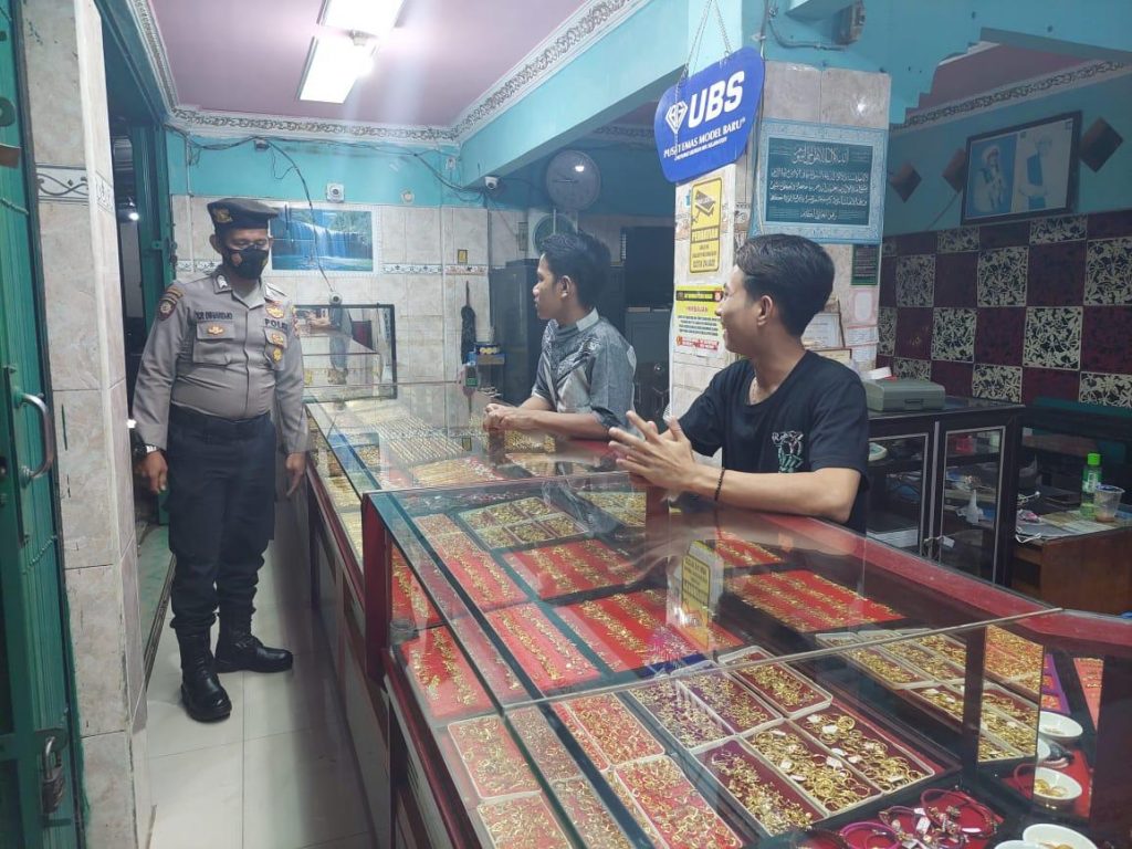 Mempererat Hubungan Antara Polri dan Masyarakat, Sat Sabhara Polres Kukar Patroli Sambang Dialogis 11 6