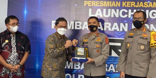 Mulai Hari ini Pelayanan SIM, STNK dan SKCK Dilakukan Non Tunai, Gunakan Aplikasi Qris 15