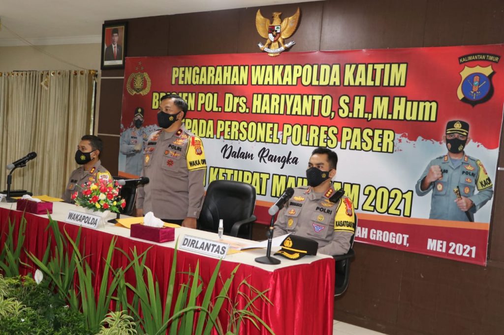 Wakapolda Kaltim Beri Arahan kepada Personel Polres Paser Terkait Pengamanan Idul Fitri 1442 H 8 3