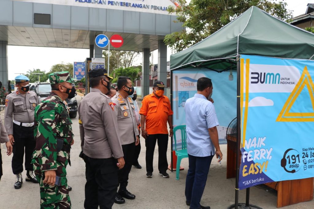 Kapolres dan Dandim 0913/PPU Tinjau Pos Pengamanan Hari Raya Idul Fitri 1442 H WhatsApp Image 2021 05 06 at 14.29.07