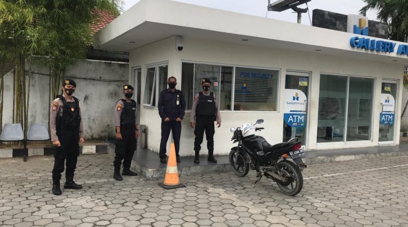Ciptakan Situasi Aman, Polres Bontang Tingkatkan Patroli ke Kantor Perbankan btg2