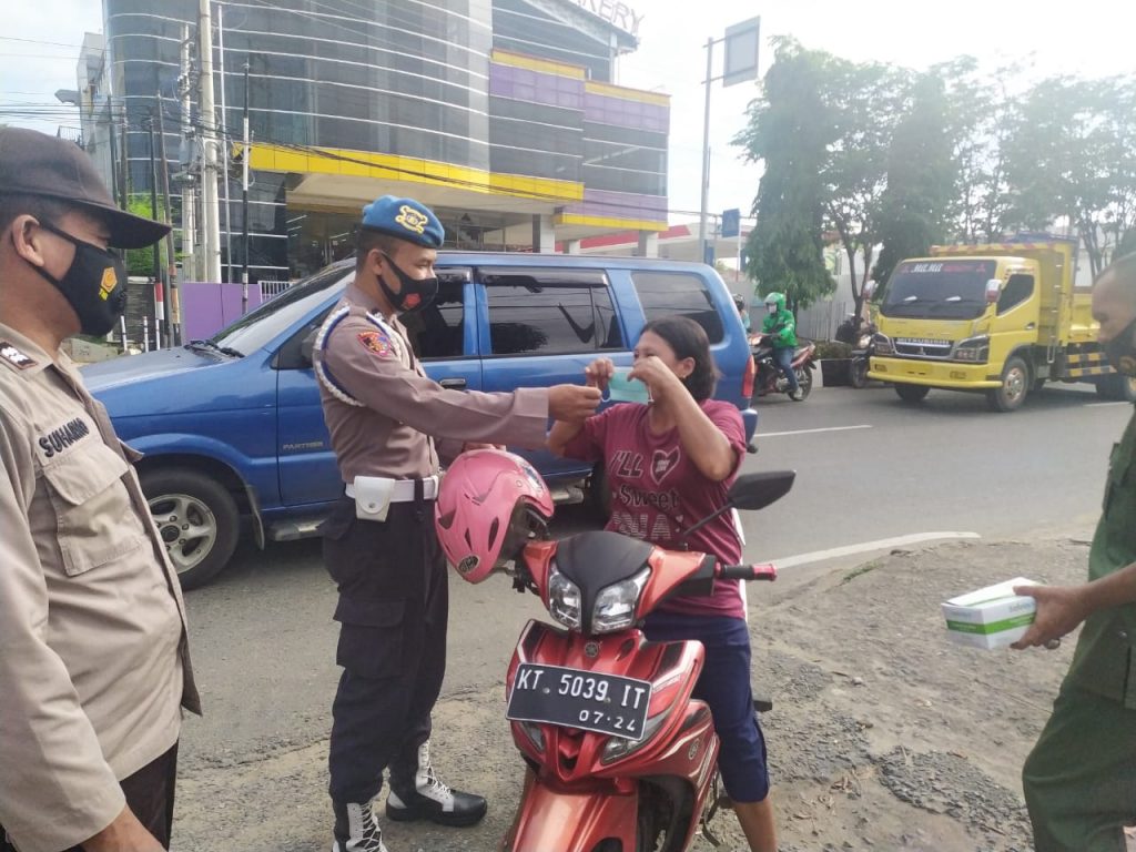 Gencarkan Ops Yustisi Protokol Kesehatan, Polsek Samarinda Ulu Cegah Penyebaran Covid-19 1 1
