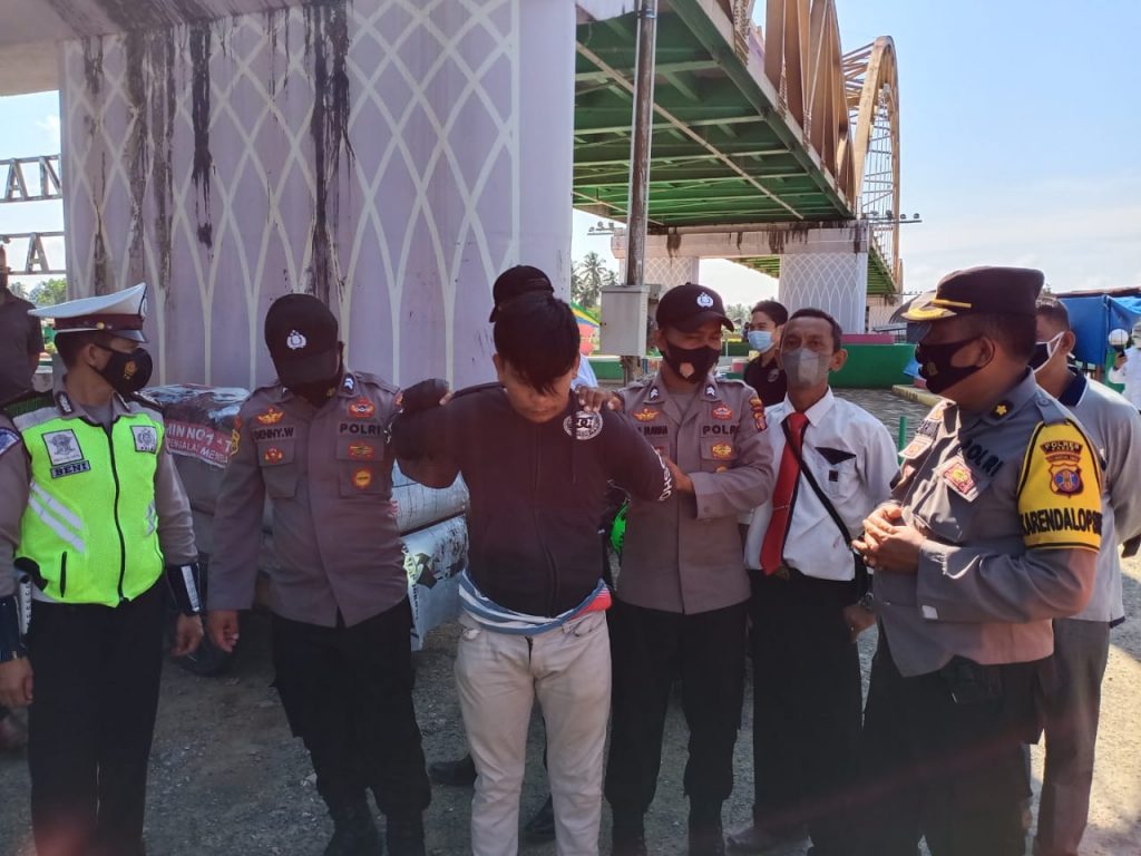 Laksanakan Ops Yustisi, Polres Paser Berhasil Amankan Pelanggar Prokes yang Membawa Narkotika Jenis Sabu 1 2