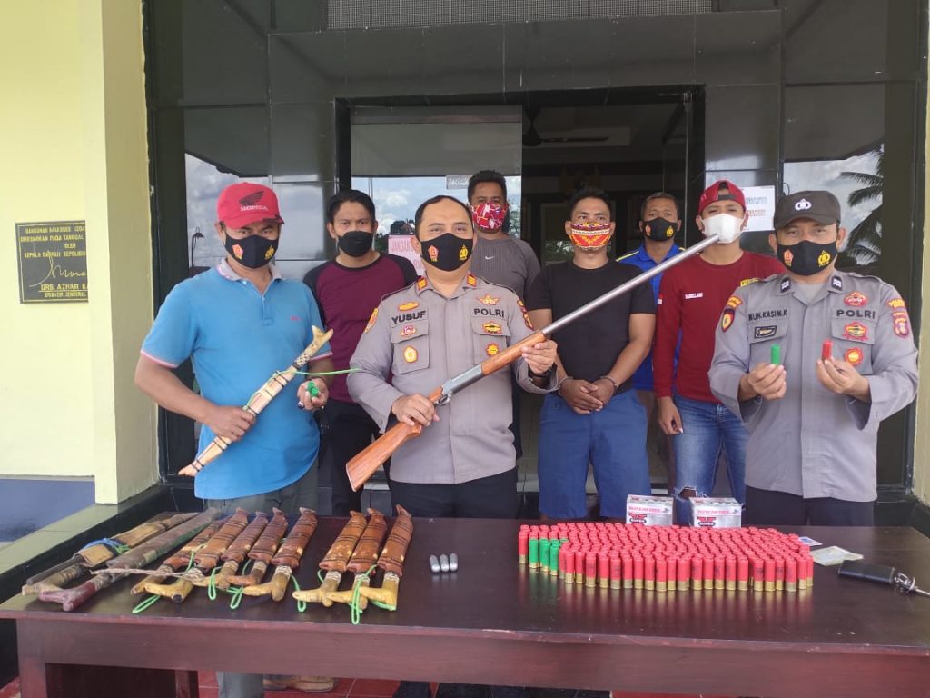 Polsek Segah Berhasil Gagalkan Penjualan Senjata Api Rakitan dan Ratusan Peluru 3 11