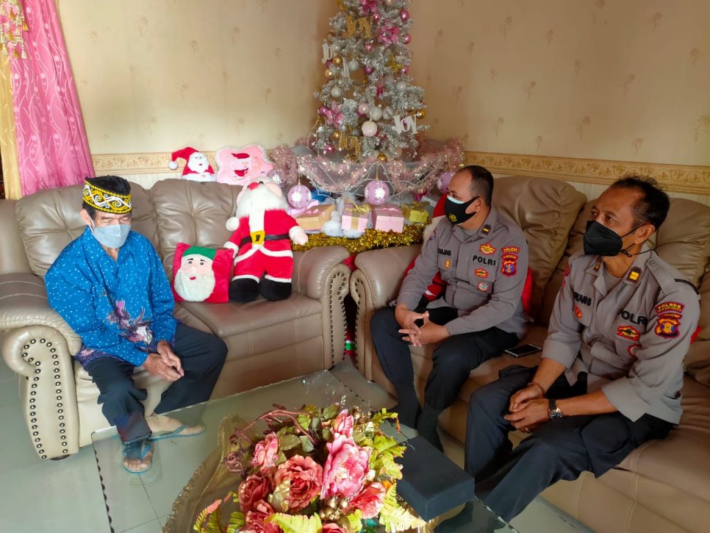 Sat Binmas Polres Kukar Laksanakan Sambang Silaturahmi dengan Warga Papua yang Tinggal di Kukar 5 4