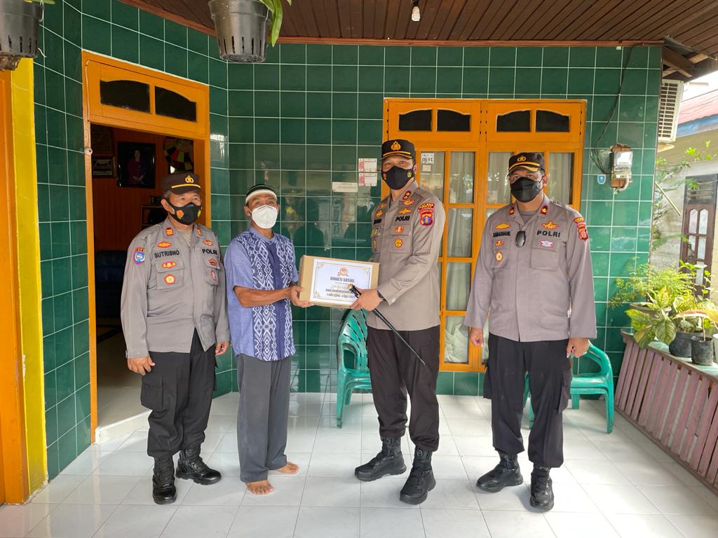 Polres Berau Gelar Anjangsana Sambut Hari Bhayangkara ke-75 9 7