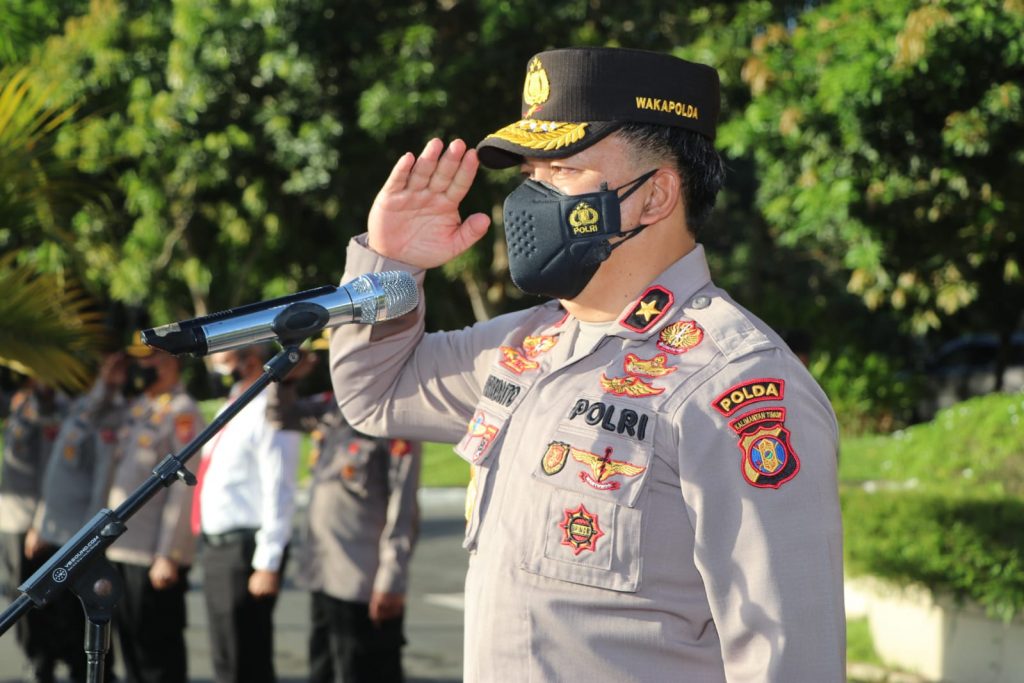 Wakapolda Kaltim Apresiasi Kinerja Personel Saat Pimpin Apel Pagi WhatsApp Image 2021 06 21 at 13.55.29