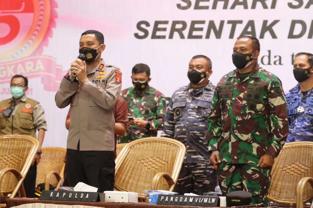 Polda Kaltim Sanggupi Target Vaksinasi Dua Kali Lipat dari Presiden WhatsApp Image 2021 06 26 at 14.16.57