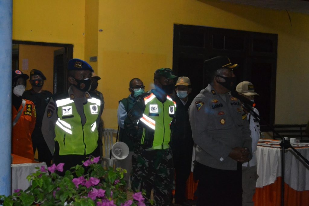 Polres Paser Bersama Satgas Covid-19 Laksanakan Pendisiplinan Masker dan Jam Malam 1 9