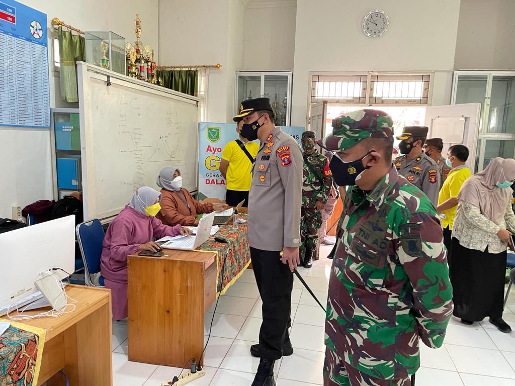 Kapolres Cek Pelaksanaan Vaksinasi di Dinas Kesehatan Berau 2 4