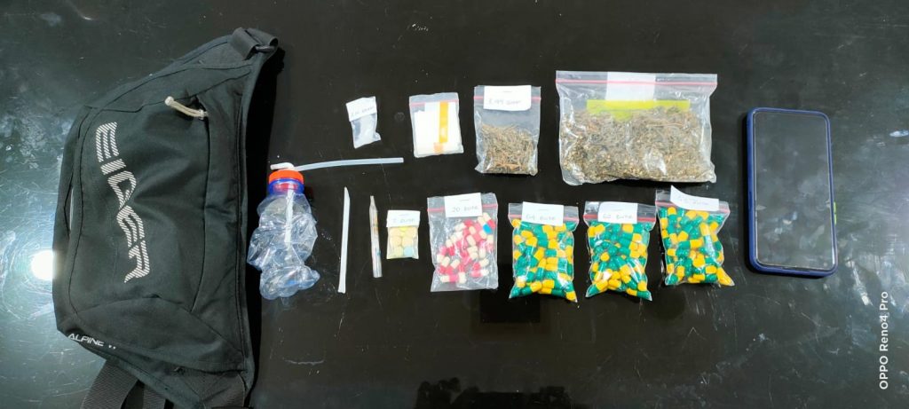 Miliki Narkotika Jenis Sabu, Pil Extacy dan Ganja, Seorang Pria di Kukar Berhasil Diamankan Polisi WhatsApp Image 2021 07 18 at 09.46.26