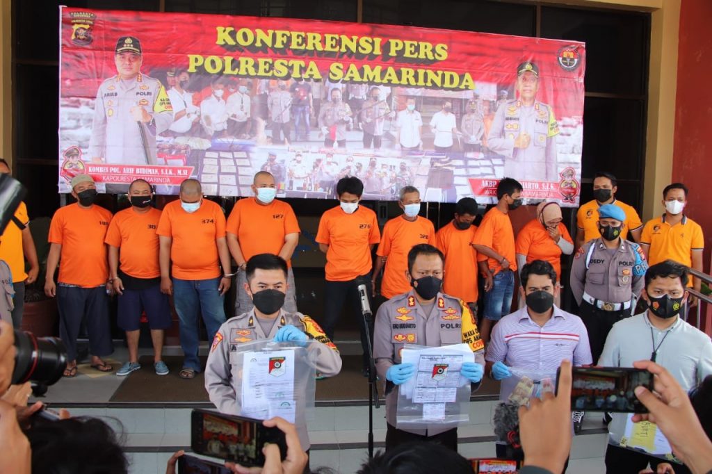 Sat Reskrim Polresta Samarinda Berhasil Ringkus Sindikat Pemalsuan Surat Hasil PCR dan Kartu Vaksin 2 2