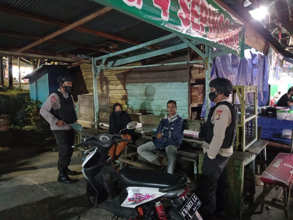 Gencarkan Patroli Kamtibmas, Brimob Kaltim Ajak Warga Patuh Protokol Kesehatan 2 7
