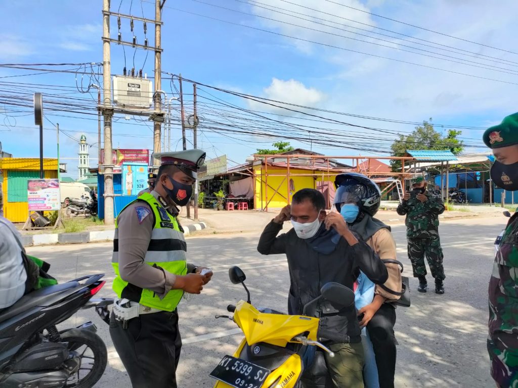 Putus Mata Rantai Penyebaran Covid-19, Polres Kukar Laksanakan Penyekatan Pos Terpadu 4A125D37 A4E4 4B42 ABEE B7FDCFE195E7