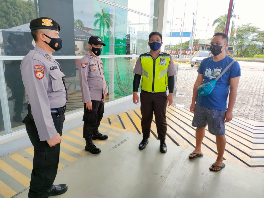 Polsek Tenggarong Seberang Laksanakan Patroli Antisipasi Premanisme Dalam Rangka KRYD Di Wilayah Hukum Polres Kukar 8 9