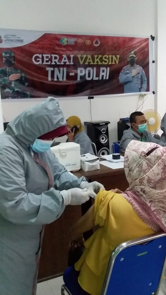 Gelar Gerai Vaksin Presisi, Sebanyak 80 Orang Berhasil Divaksinasi di Kab. Paser WhatsApp Image 2021 08 09 at 22.40.07