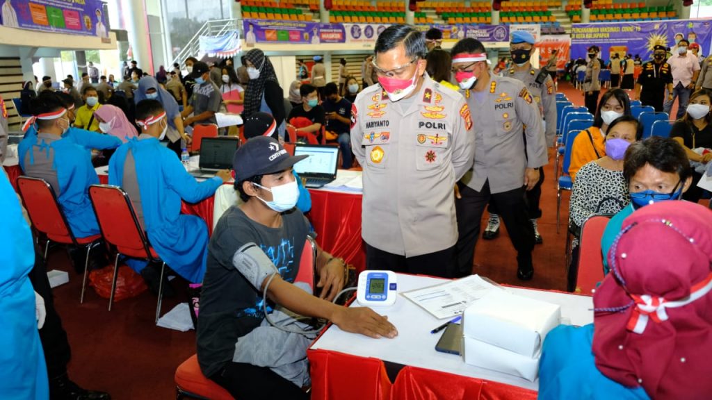 Wakapolda Kaltim Tinjau Gerai Vaksin Presisi di Gedung BSCC Dome, Target 3.500 Dosis WhatsApp Image 2021 08 22 at 12.11.41