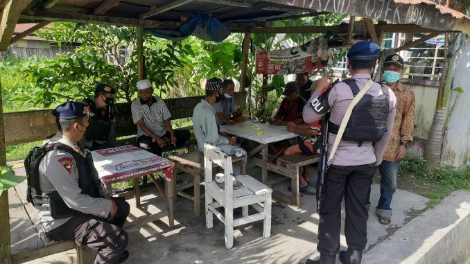 Cegah Penyebaran Covid-19, Patroli Brimob Imbau Masyarakat Samarinda Untuk Taat Prokes 15 2