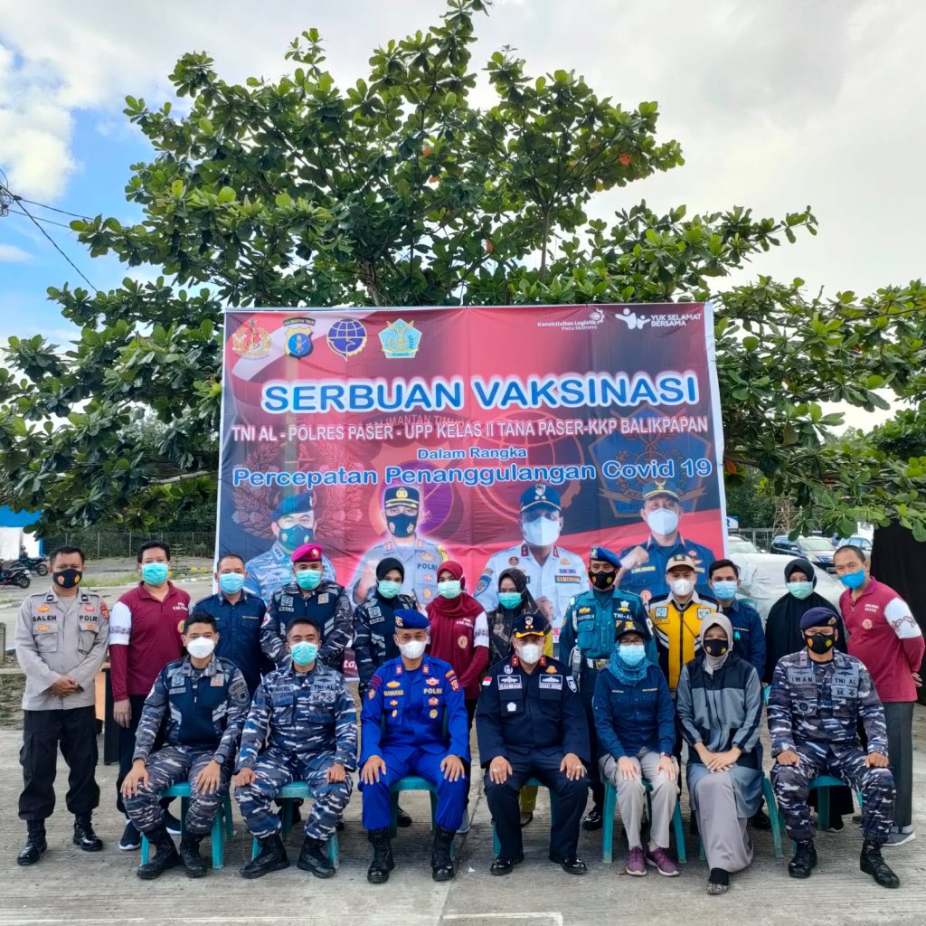 Percepat Penanggulangan Covid-19, Polres Paser Kembali Gelar Gerai Vaksin TNI-Polri Bagi Masyarakat 5 5