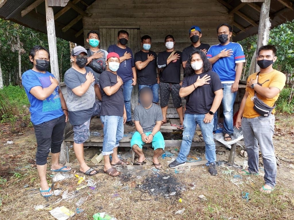 Sembunyi di Kebun Karet, Pelaku Pembunuhan di Samboja Diamankan Polres Kukar 8 2