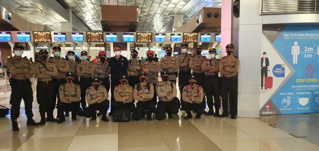 Polri Berangkatkan 100 Resimen Vaksinator Covid-19 ke PON XX Papua IMG 20210925 WA0015 1