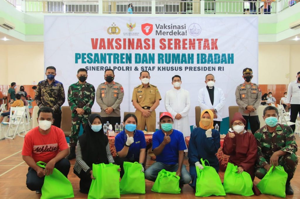 Wujudkan Herd Immunity, Vaksinasi Merdeka di Gereja St. Lukas Samarinda Targetkan 2500 Orang WhatsApp Image 2021 09 07 at 14.25.28