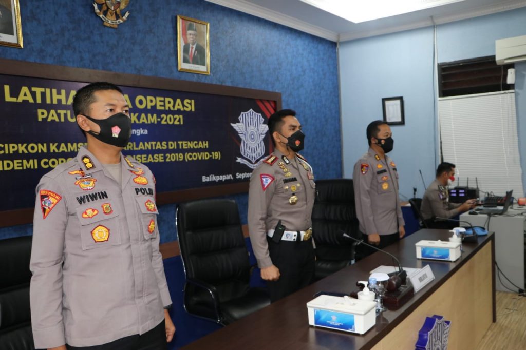 Ditlantas Polda Kaltim Laksanakan Lat Pra Ops Patuh Mahakam 2021 WhatsApp Image 2021 09 16 at 13.43.55