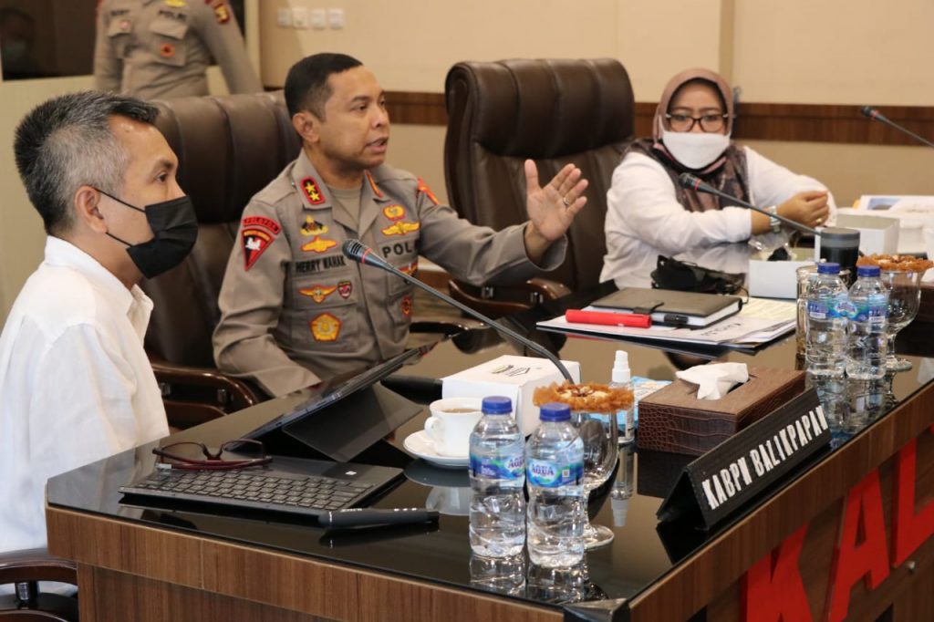 Erat Sinergitas, Kapolda Kaltim Terima Kunjungan Kepala BPN dan Dinas PUPR Balikpapan WhatsApp Image 2021 09 28 at 12.54.51