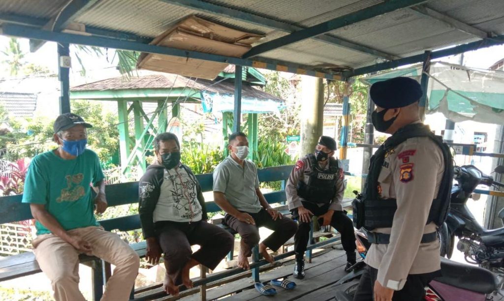 Sambangi Pangkalan Ojek, Tim Patroli Brimob Kaltim Beri Himbauan Protokol Kesehatan 2 2