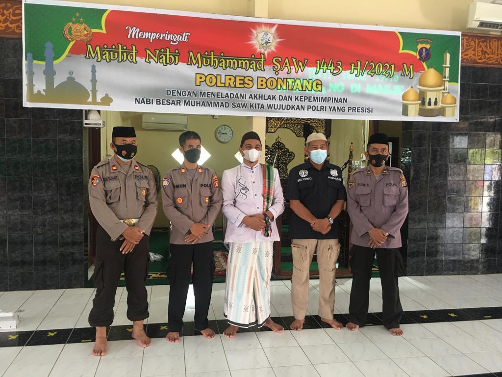 Polres Bontang Gelar Peringatan Maulid Nabi Muhammad SAW 1443 H 2 7
