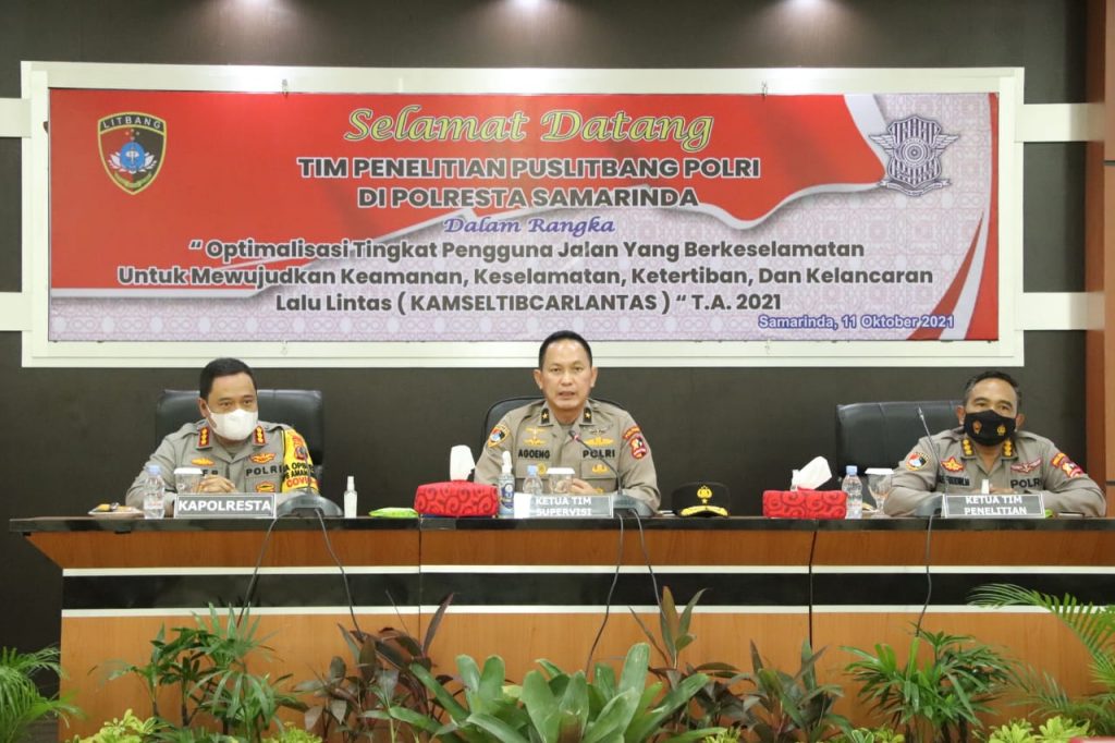 Puslitbang Polri Laksanakan Penelitian Optimalisasi Tingkat Pengguna Jalan yang Berkeselamatan di Polresta Samarinda 3 5