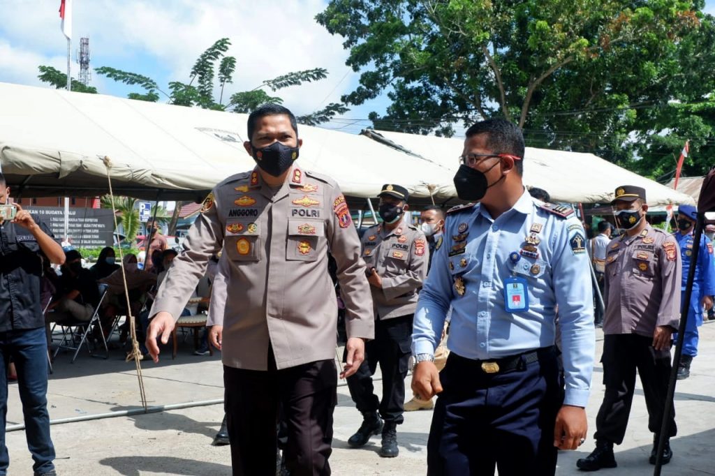 Kapolres Berau Tinjau Pelaksanaan Vaksinasi di Rutan Tanjung Redeb 5 9