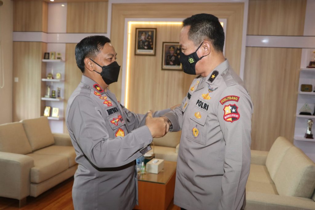 Wakapolda Kaltim Sambut Hangat Kedatangan Tim Puslitbang Polri 6 4