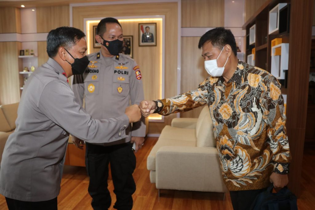 Wakapolda Kaltim Sambut Hangat Kedatangan Tim Puslitbang Polri 1 7 2