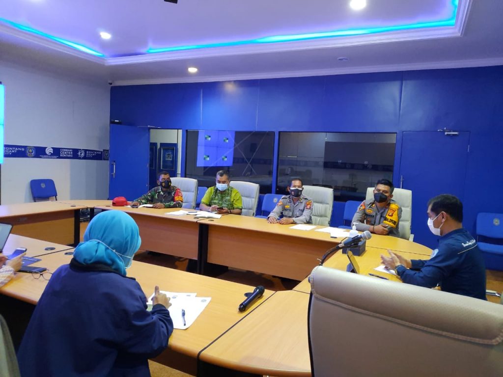 Bahas Tentang Pengembangan Kota Cerdas, Kabag Ops Polres Bontang Rapat Bersama Kominfo WhatsApp Image 2021 10 04 at 20.52.18