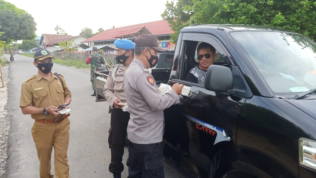 Laksanakan Operasi Yustisi, Jajaran Polres Kubar Antisipasi Penyebaran Covid-19 1 7