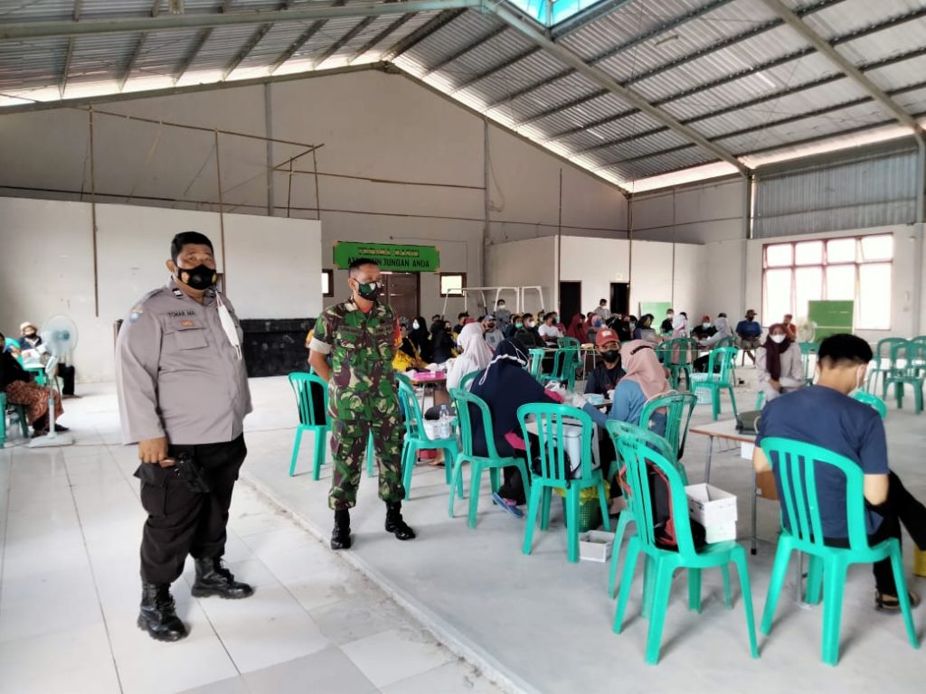 Percepat Kekebalan Komunal, Polres Kukar Gelar Gerai Vaksinasi Presisi 11 8