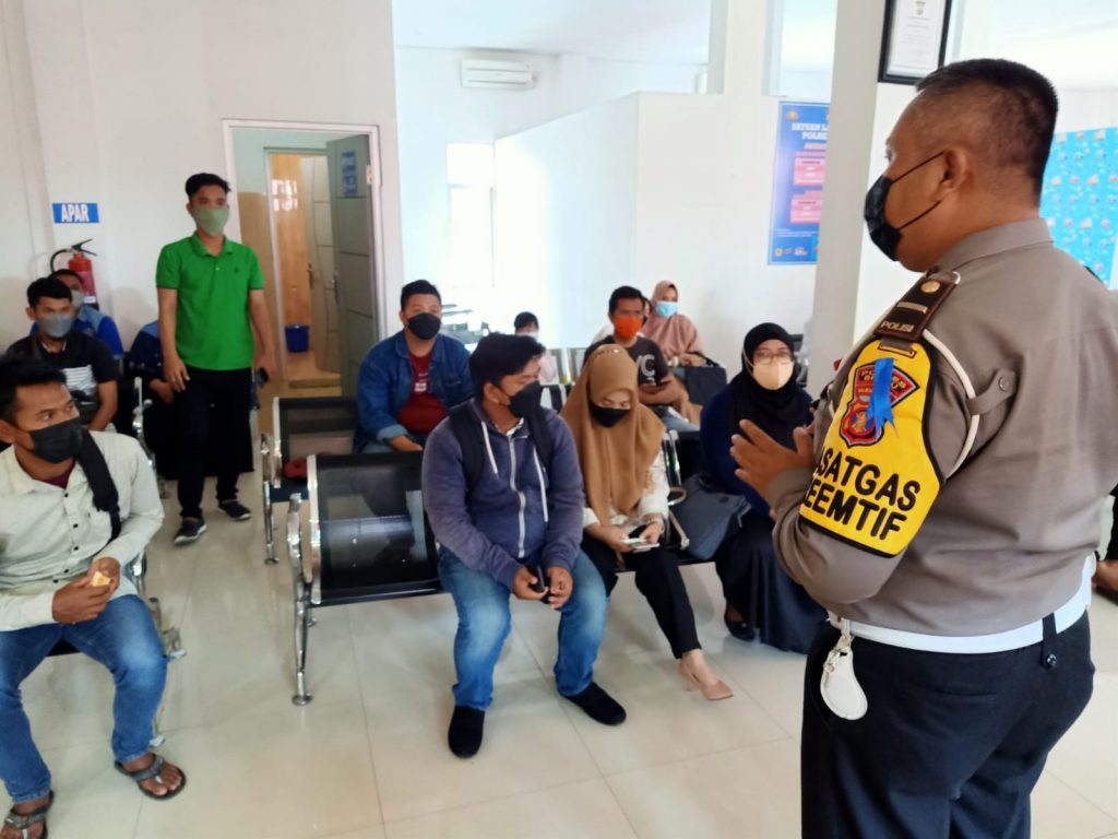 Ops Zebra Mahakam 2021, Polres Berau Tingkatkan Himbauan dan Edukasi Tertib Lalu Lintas WhatsApp Image 2021 11 17 at 10.54.56
