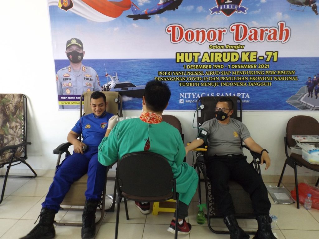 Jelang Hut Polairud Ke – 71, Polres Kutai Kartanegara Gelar Bakti Sosial Donor Darah WhatsApp Image 2021 11 19 at 09.15.09 1