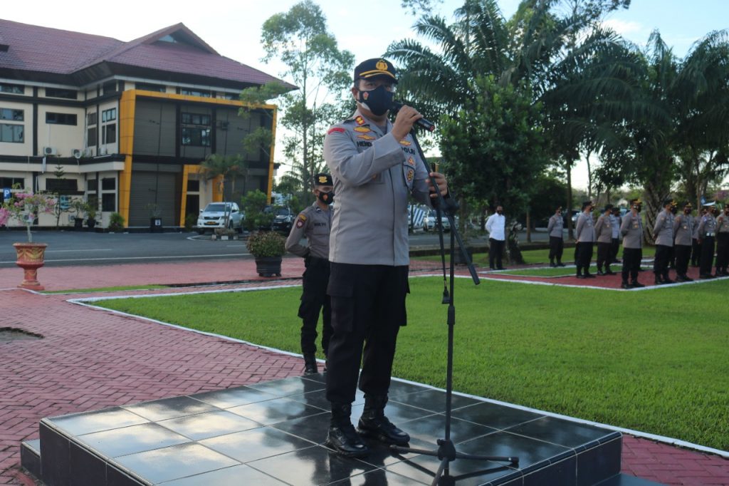 Pimpin Apel Pagi, Kapolres PPU Ingatkan Anggota Supaya Tidak Melakukan Pelanggaran WhatsApp Image 2021 11 22 at 09.06.09