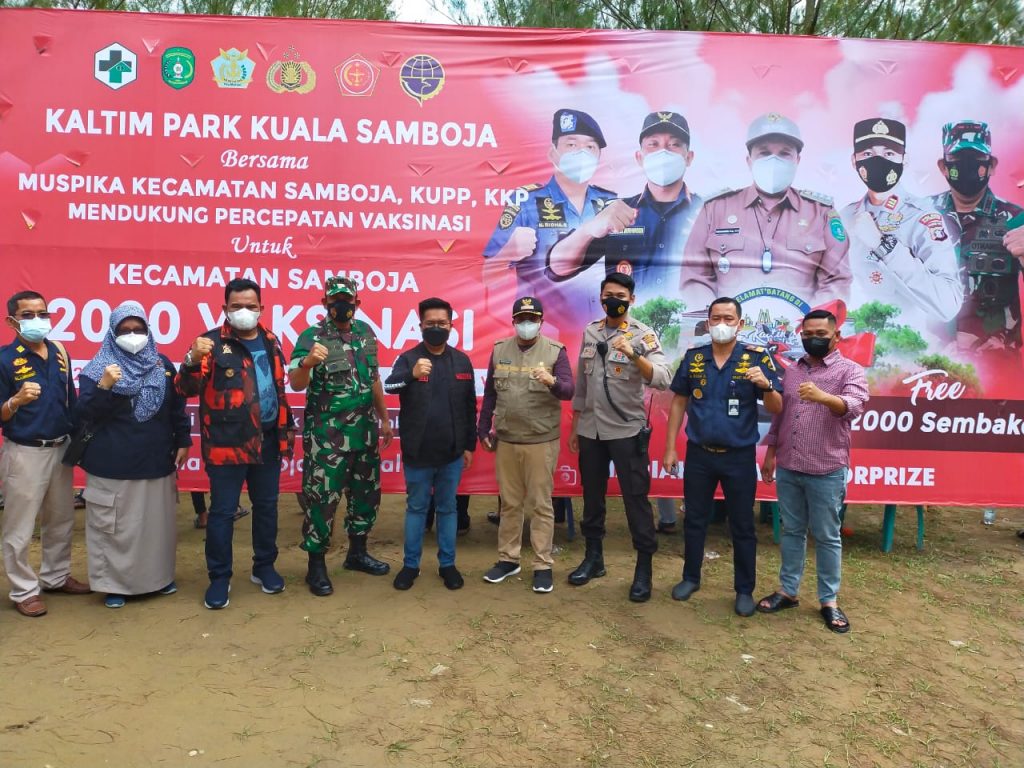 Wujudkan Percepatan Kekebalan Komunal, Polres Kukar Kembali Gelar Gerai Vaksinasi Untuk Masyarakat 4 12