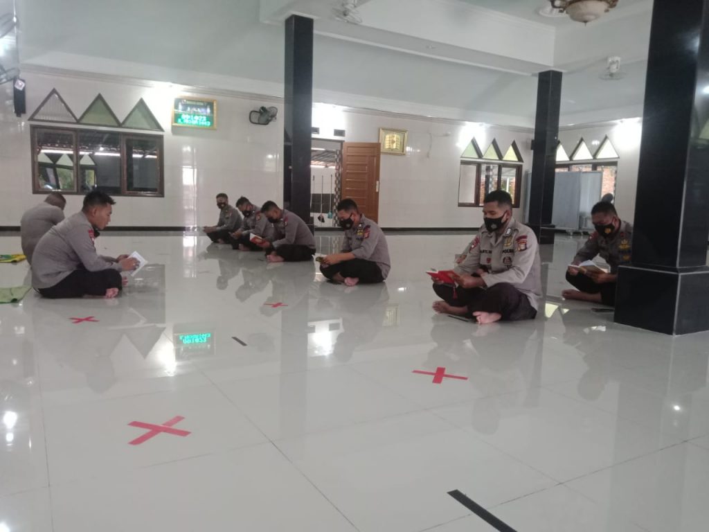 Tingkatkan Kualitas Keimanan dan Ketaqwaan Personil, Brimob Batalyon B Rutin Laksanakan Program Binrohtal 6 1