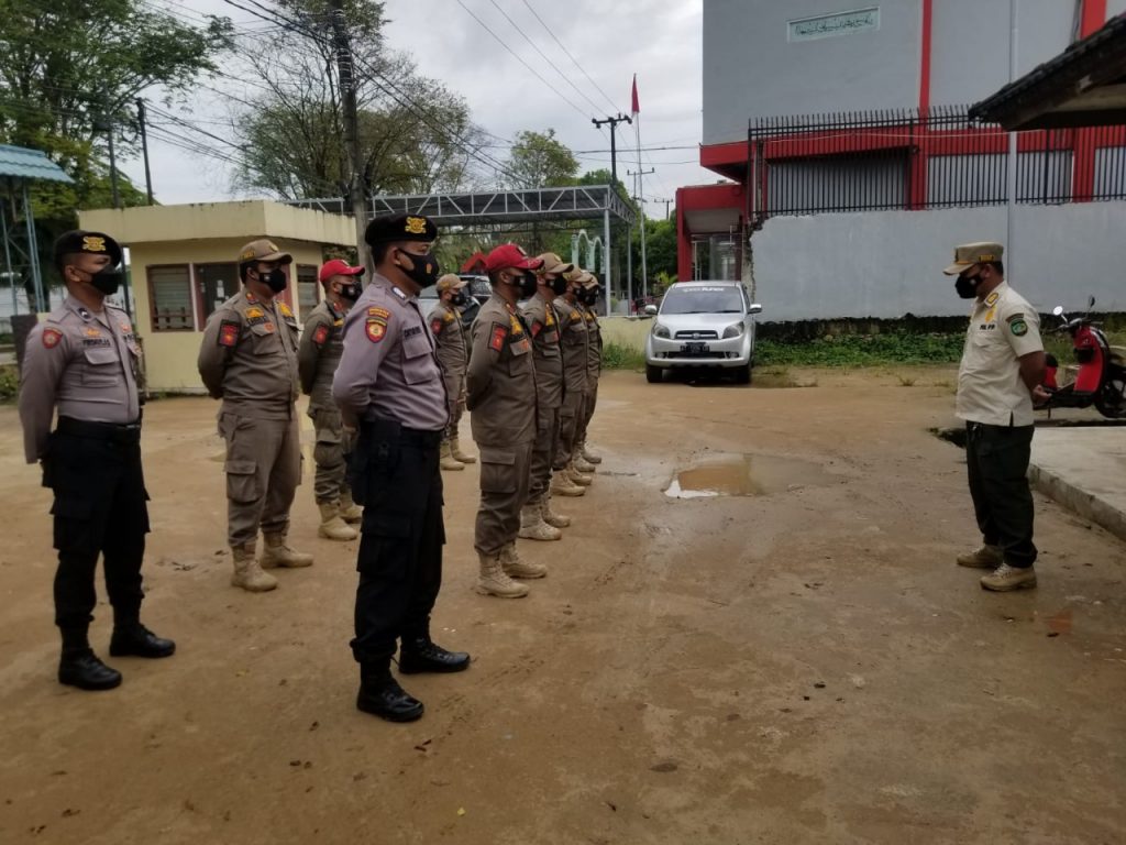 Personel Polres Kukar Bersama Tim Gabungan Laksanakan Operasi Yustisi Penerapan Protokol Kesehatan 7 2