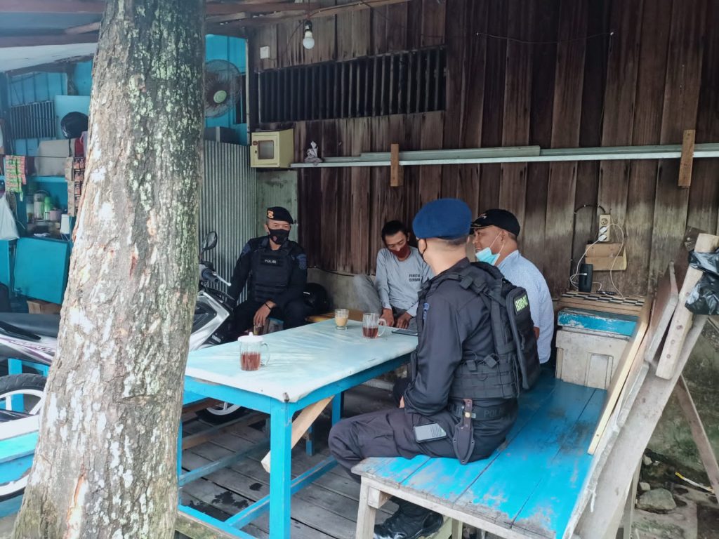 Pastikan Situasi Tetap Kondusif, Brimob Polda Kaltim Laksanakan Patroli Kewilayahan 9 10