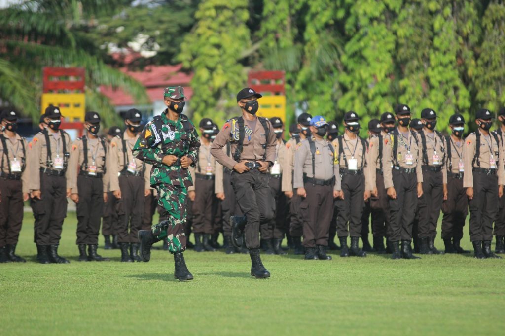 Siswa Dikmaba TNI AD dan Diktukba Polri T.A. 2021 di Kaltim Jalani Diklat Integrasi TNI-Polri WhatsApp Image 2021 12 13 at 10.15.56