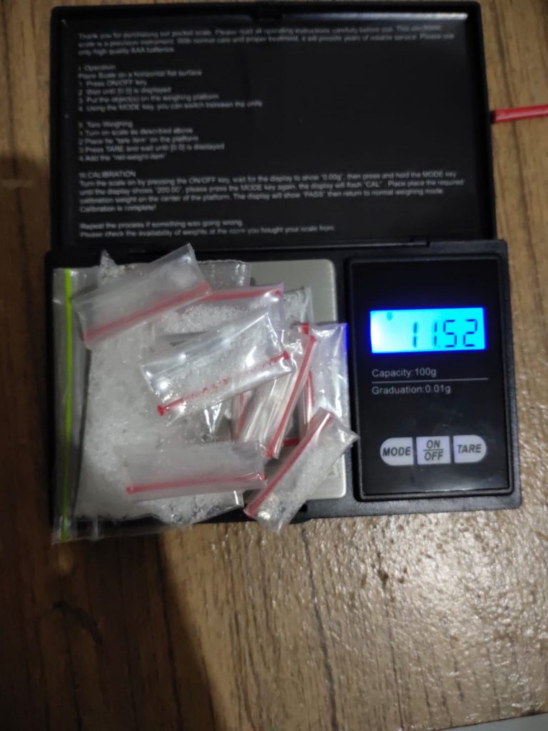 Amankan Pengedar Narkotika, Polres Paser Temukan 11,52 Gram Sabu WhatsApp Image 2021 12 27 at 23.15.12